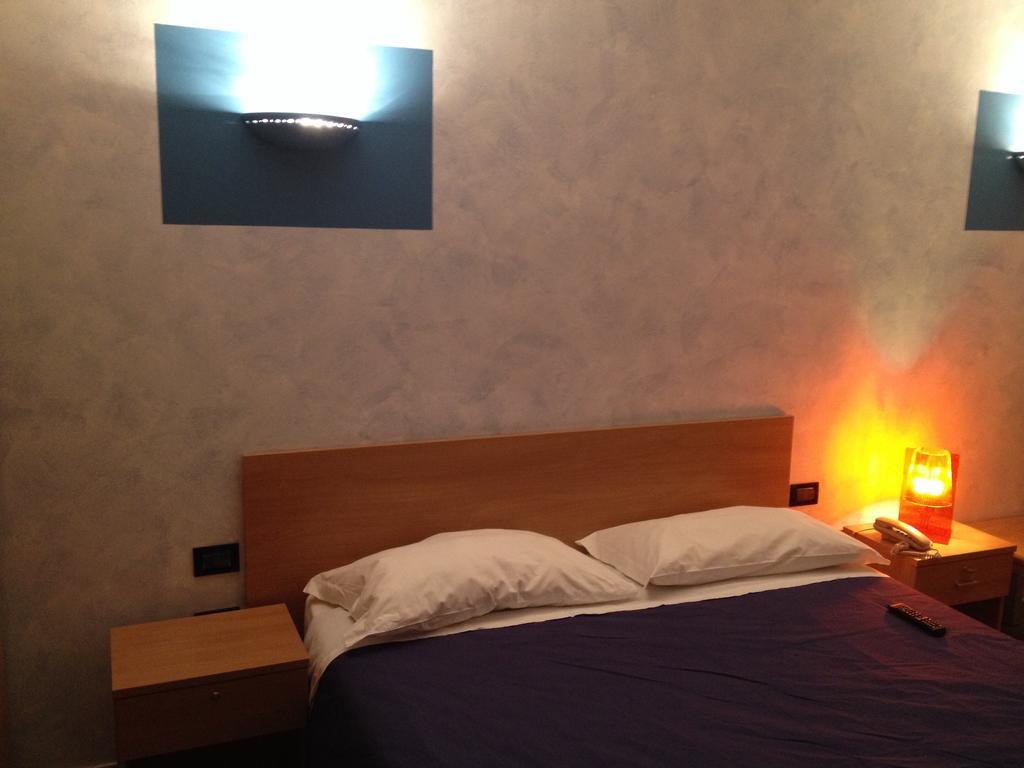 Olimpic Village Th Sestriere Apartments Rom bilde