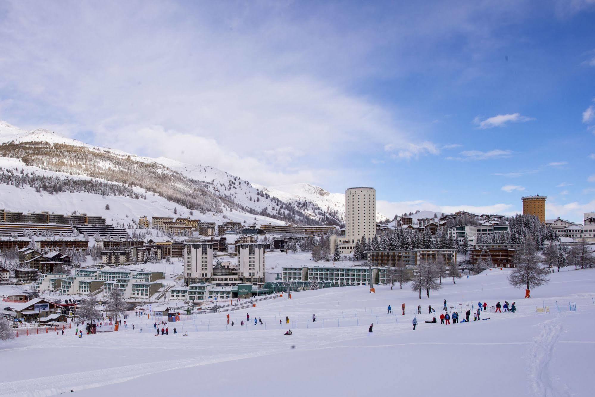 Olimpic Village Th Sestriere Apartments Eksteriør bilde