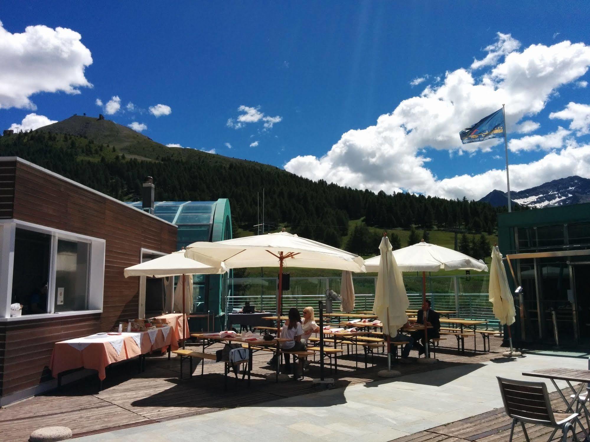 Olimpic Village Th Sestriere Apartments Eksteriør bilde